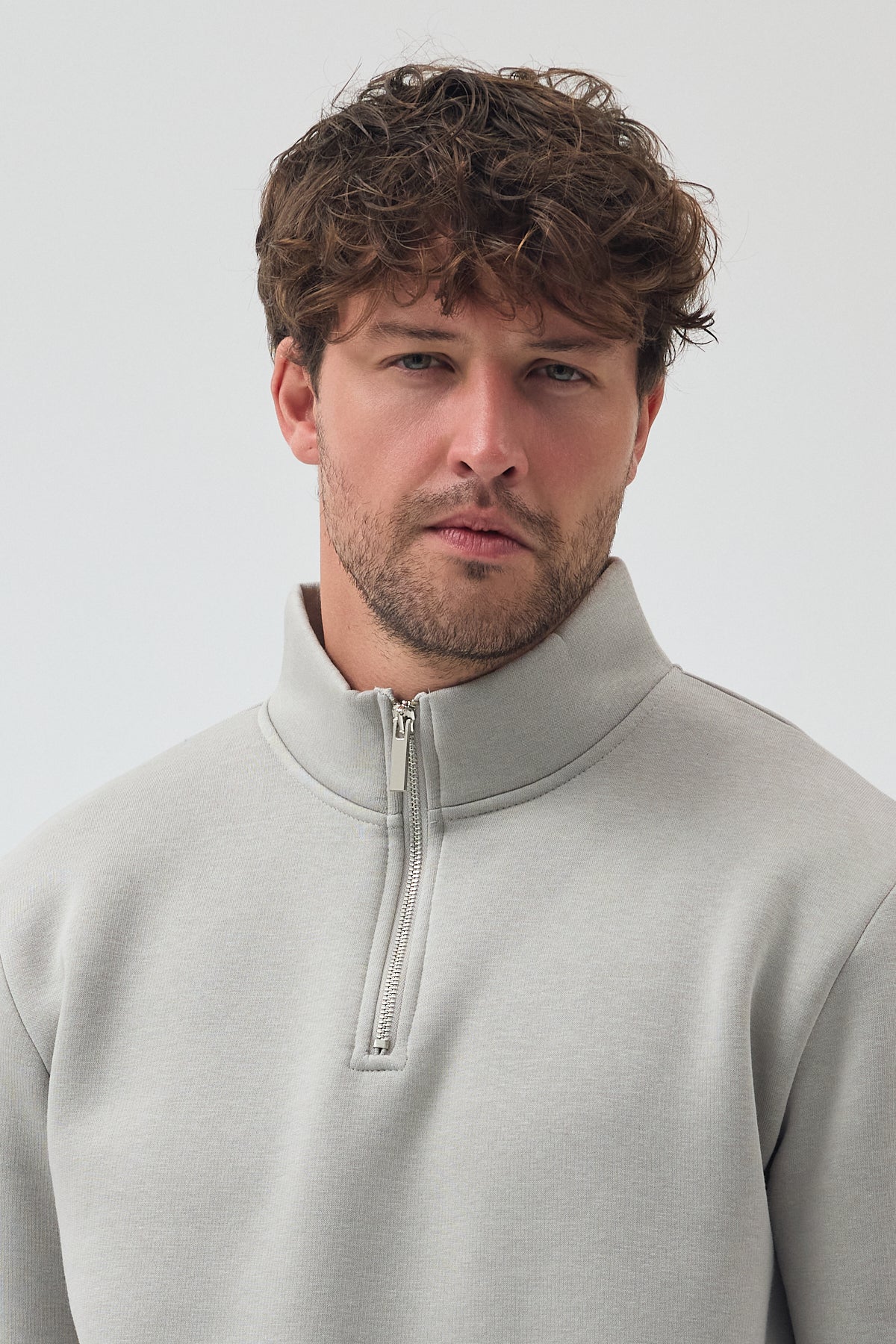 YARIM FERMUARLI SWEAT